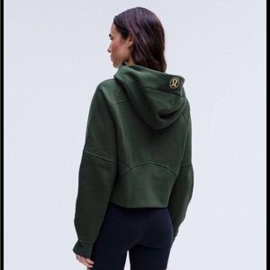 Lululemon Cropped Scuba Hoodie